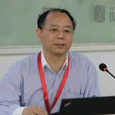 一鼎盈 上海建设国际金融中心：现状、挑战与突破