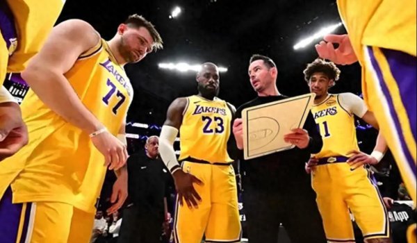 垒富优配 柯凡：詹姆斯、东契奇、里夫斯都需要补防！杨毅：里夫斯夏天必走