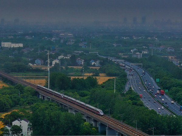 汇巨福配资 长三角铁路暑期运输明天启动，预计发送旅客超1.9亿人次创新高